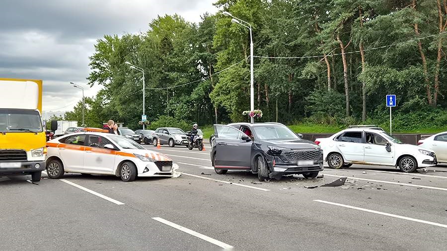 В России произошло 353 ДТП за минувшие сутки