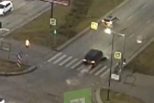 В Челябинске на видео попало, как ребенок отлетел от удара легковушки