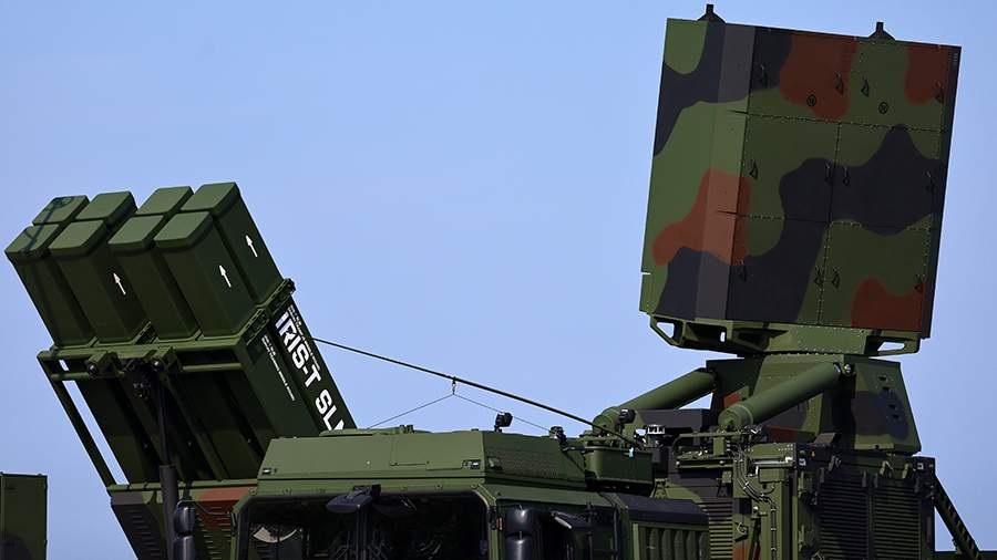 Писториус заявил о плане передать Украине две системы ПВО IRIS-T