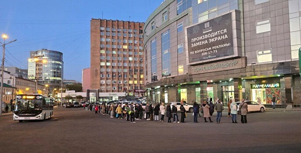 Прокуратура Владивостока требует вернуть остановочные павильоны на площадь Семёновскую