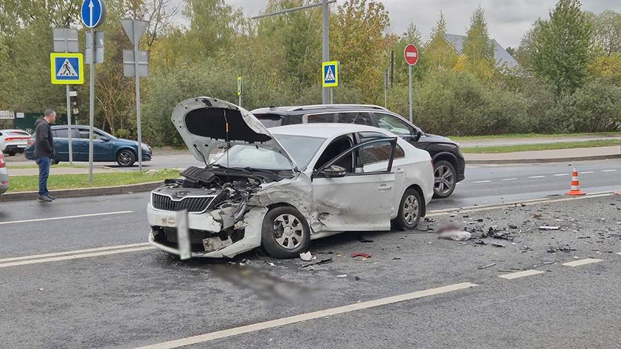 В России произошло 303 ДТП в первый день октября