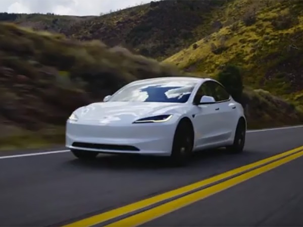 Tesla представила бюджетную версию Model Y