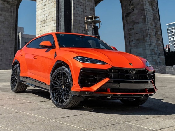 Lamborghini отказалась от электромобилей ради гибридов