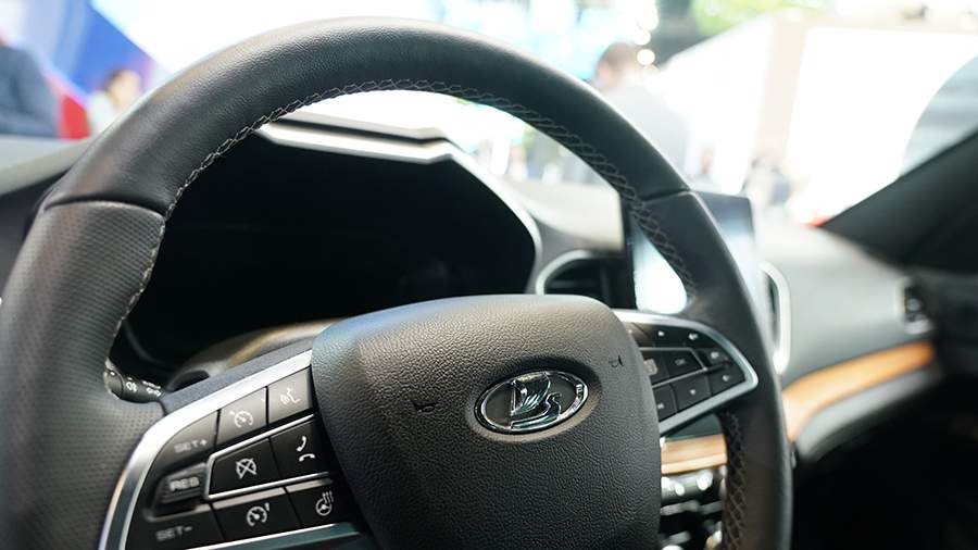 Общественники настаивают на отзывной кампании Lada Vesta